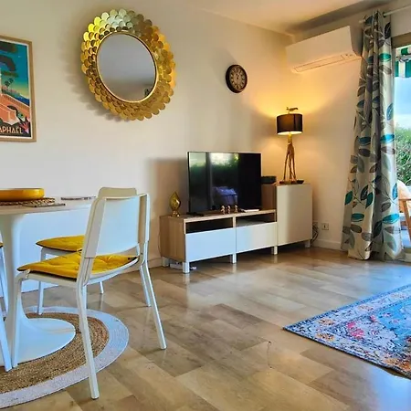 45m2 With Garden In Saint-raphael Apartment